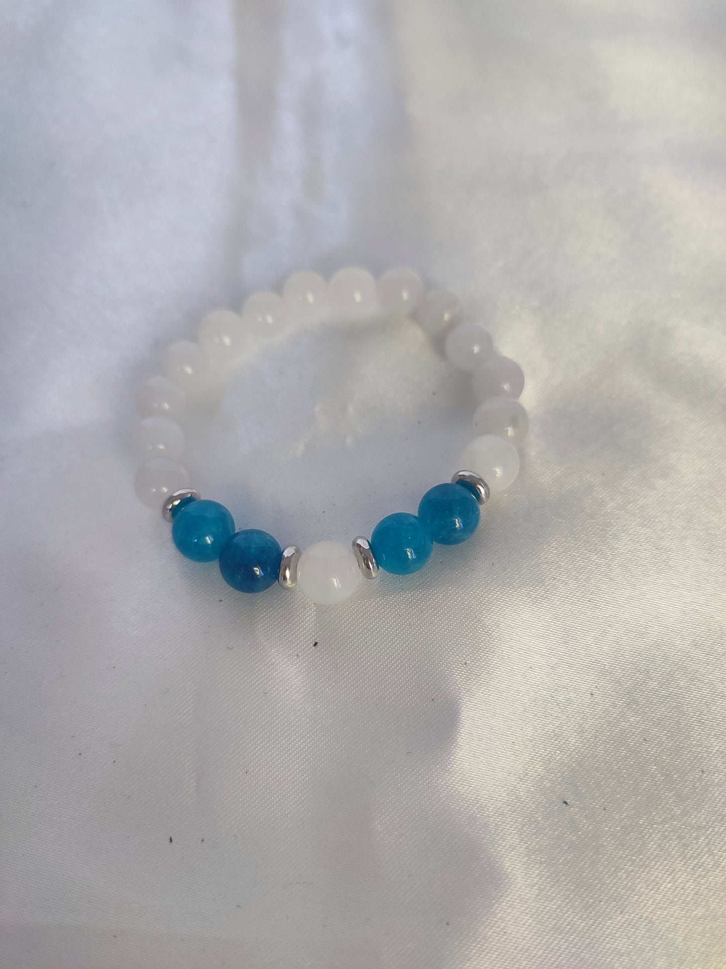 Pulseira de Criança na pedra jade branco e quartzo azul