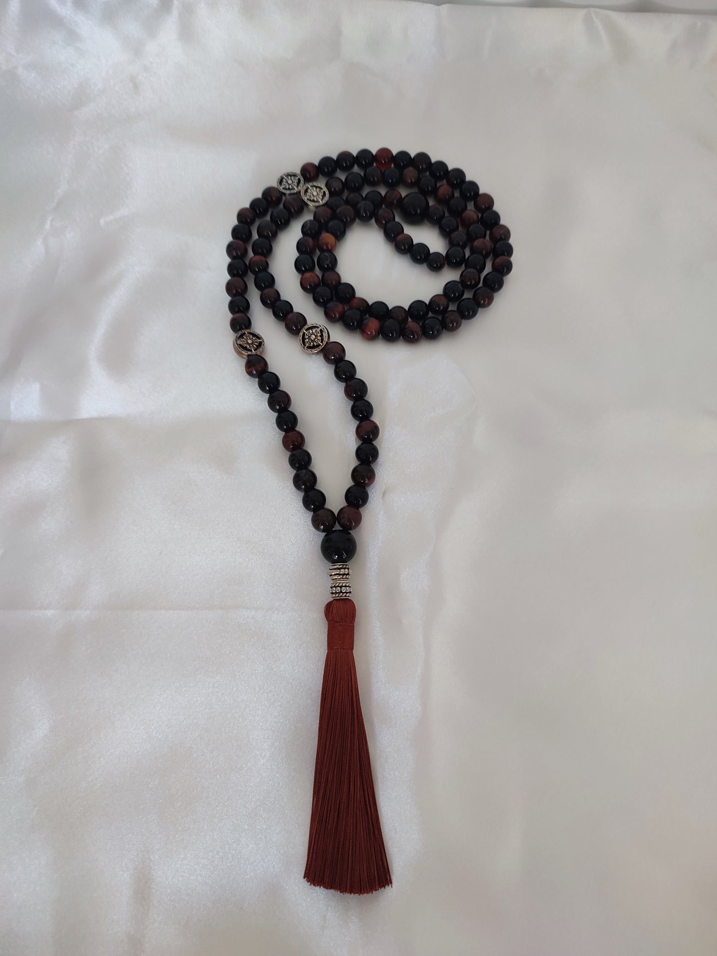 Japamala na Pedra Obsidiana e Olho de Tigre Vermelho